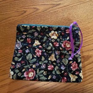Zipper Pouch